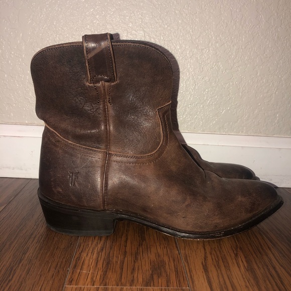 frye cowboy booties